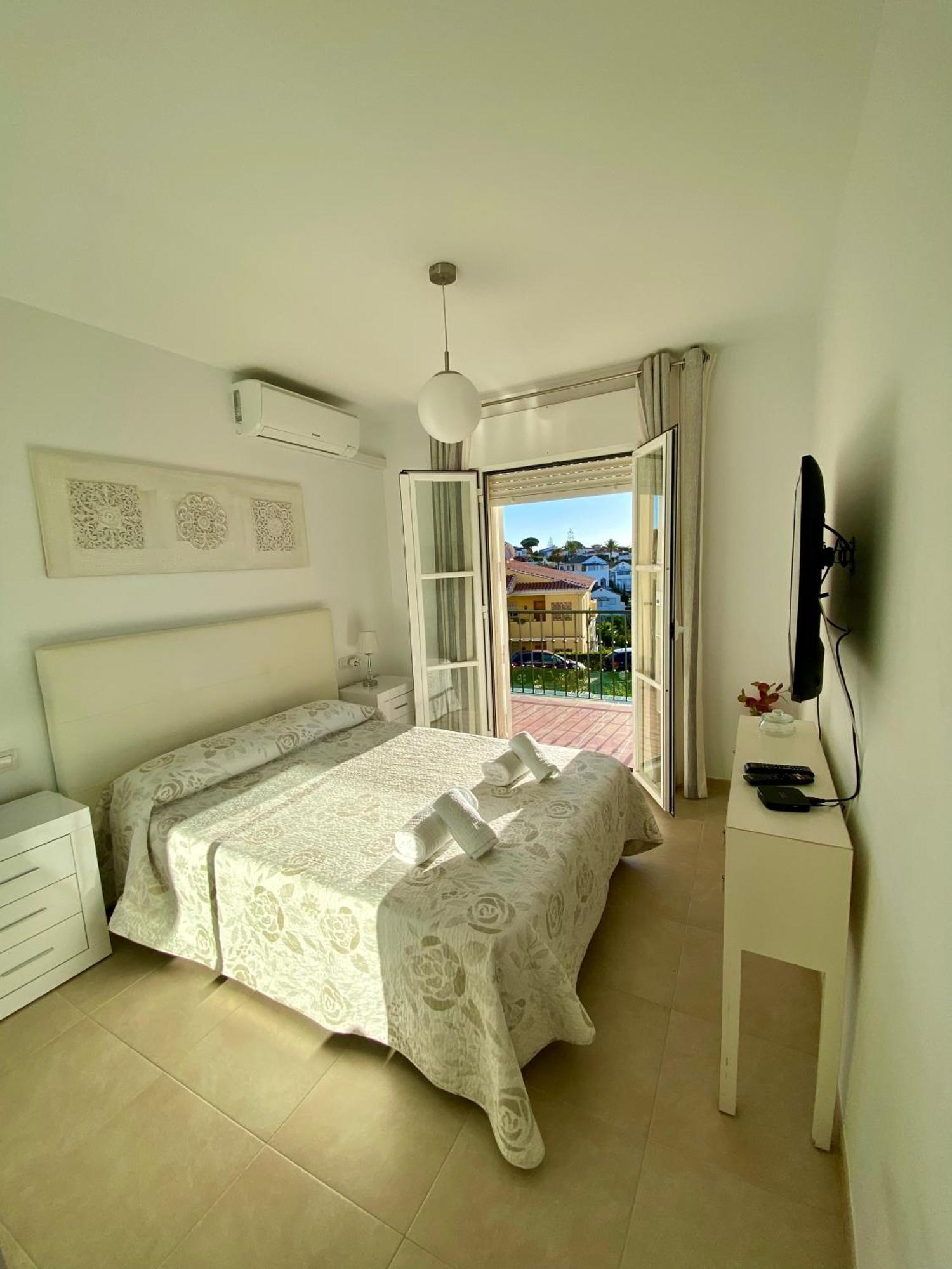 Apartamento Con Vistas La Cala De Mijas Luaran gambar